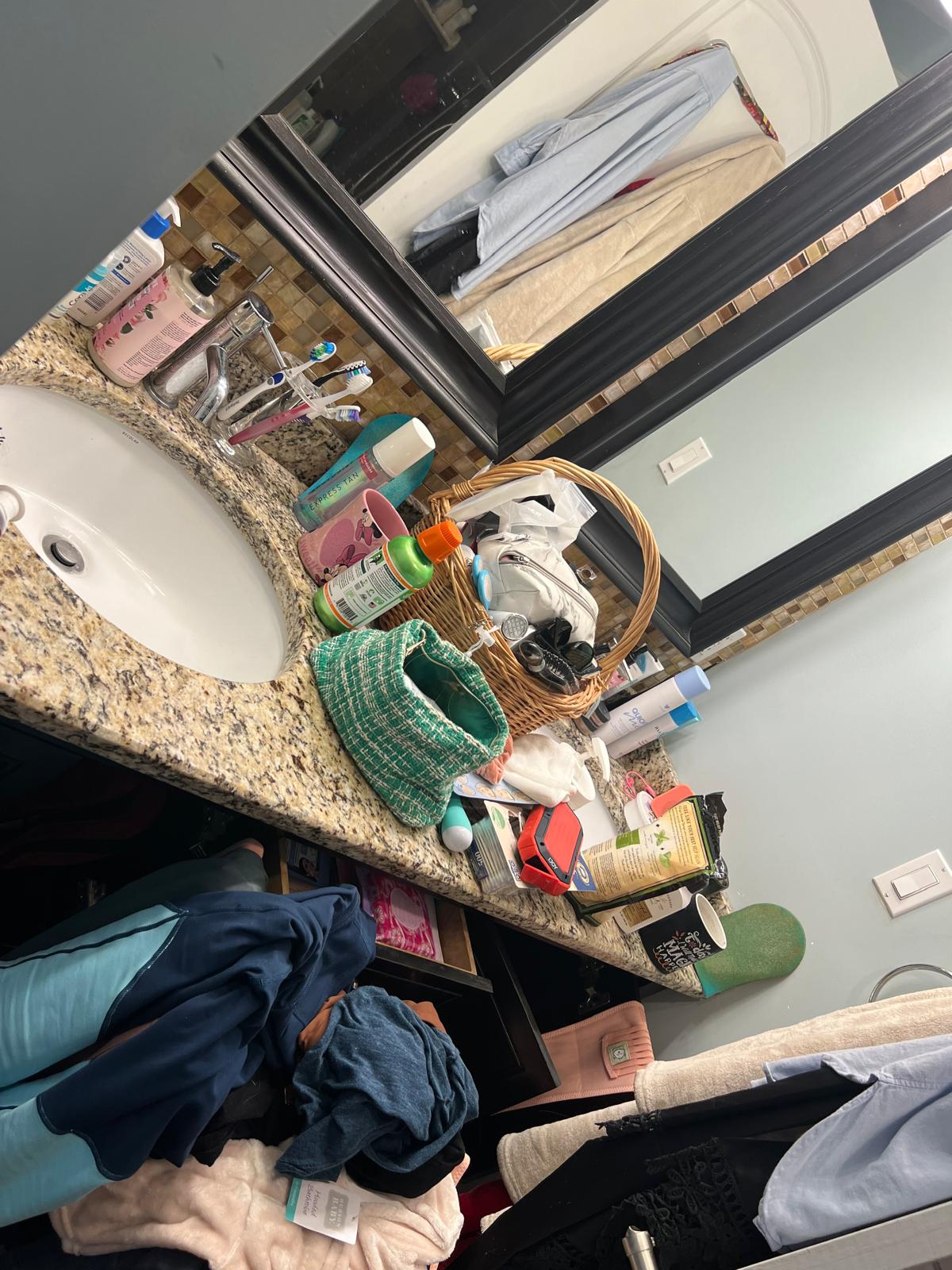 8aca5bdd-8362-4798-948a-61e21c7f4898